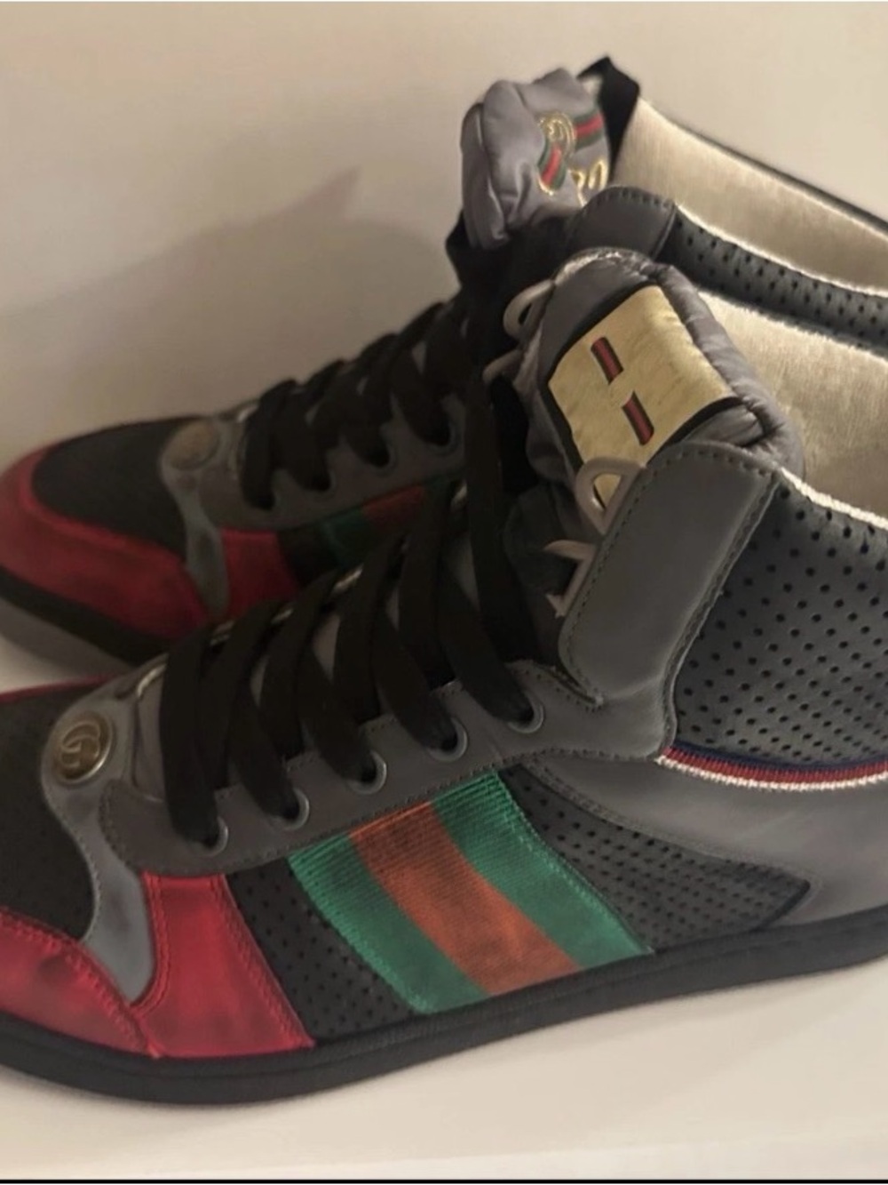 Gucci High-Top Leather Sneakers in Gray with Red & Green Stripe